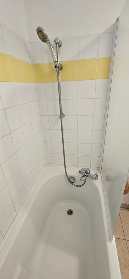 Chalereux T2 Vue Mer Et Piscine Alba Rossa 赛拉蒂费罗 外观 照片